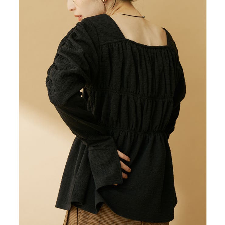 ギャザーデザインカットトップス✴︎ VIS(ビス) / ギャザーデザインカットトップス (トップス / Tシャツ