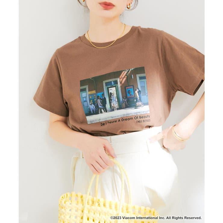 エミリー、パリへ行く』コラボレーションフォトTシャツ【洗える】[品番