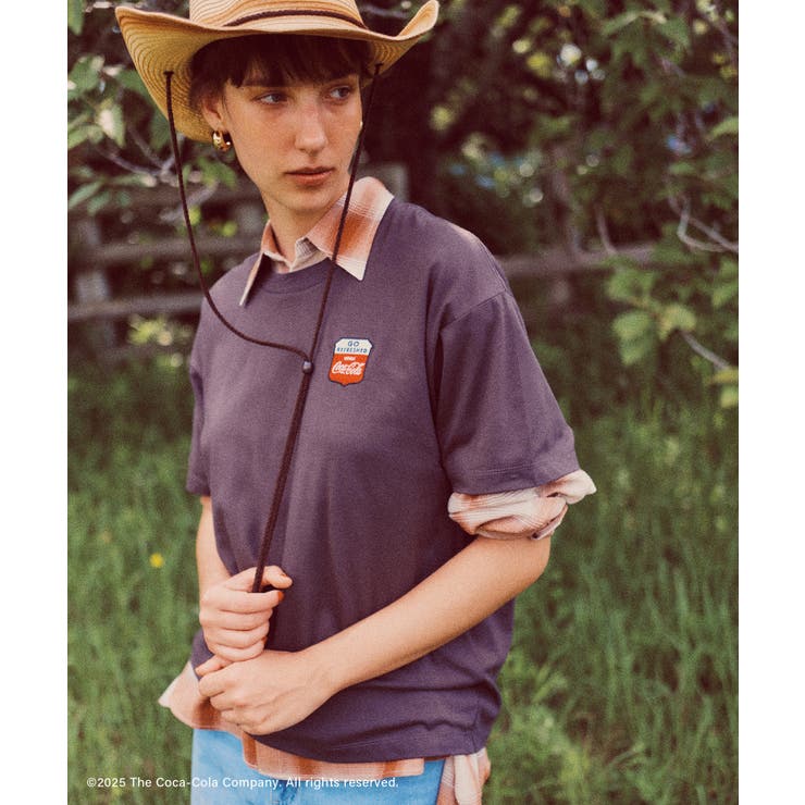 チャコール(06) | 【Coca-Cola】VIS別注フォト＆ロゴプリントアソートTシャツ | VIS 