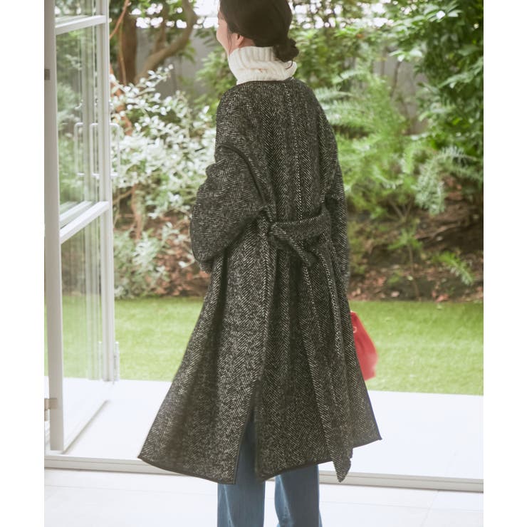 ゆったりシルエット。ヘリンボーンパイピングコート[品番：VISW0024161