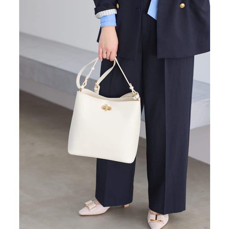 キナリ(16) | 楕円ひねり3層ショルダーバッグ/2WAY | VIS 