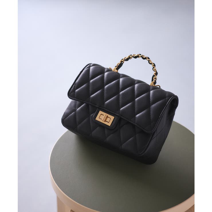 ブラック(01) | チェーンハンドルキルティングショルダーバッグ/2WAY・一部WEB限定カラー | VIS 