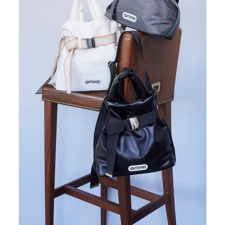 ブラック(01) | VIS別注2WAYベルト付きパデッドトートバッグ | VIS 