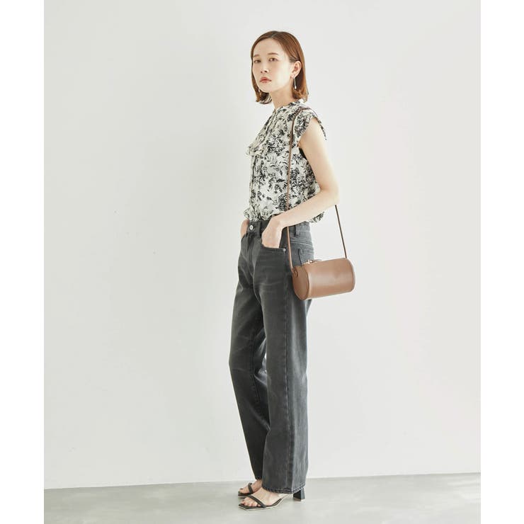 【emur】花柄ラッフルカラーフレア袖ブラウス　完売品 emur】花柄ラッフルカラーフレア袖ブラウス[品番：RPCW0030580]｜ROPE