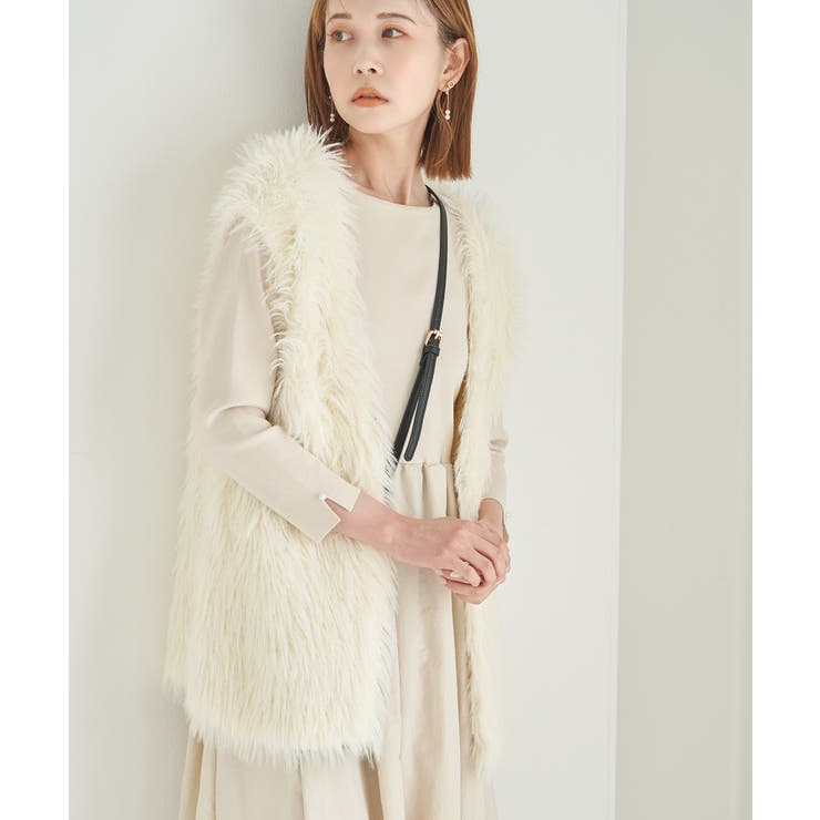 【新品】おまとめ3点 モニーレ ニットベスト ロングスカート ELCORPピアス 新品】おまとめ3点 モニーレ ニットベスト ロングスカート ELCORPピアス