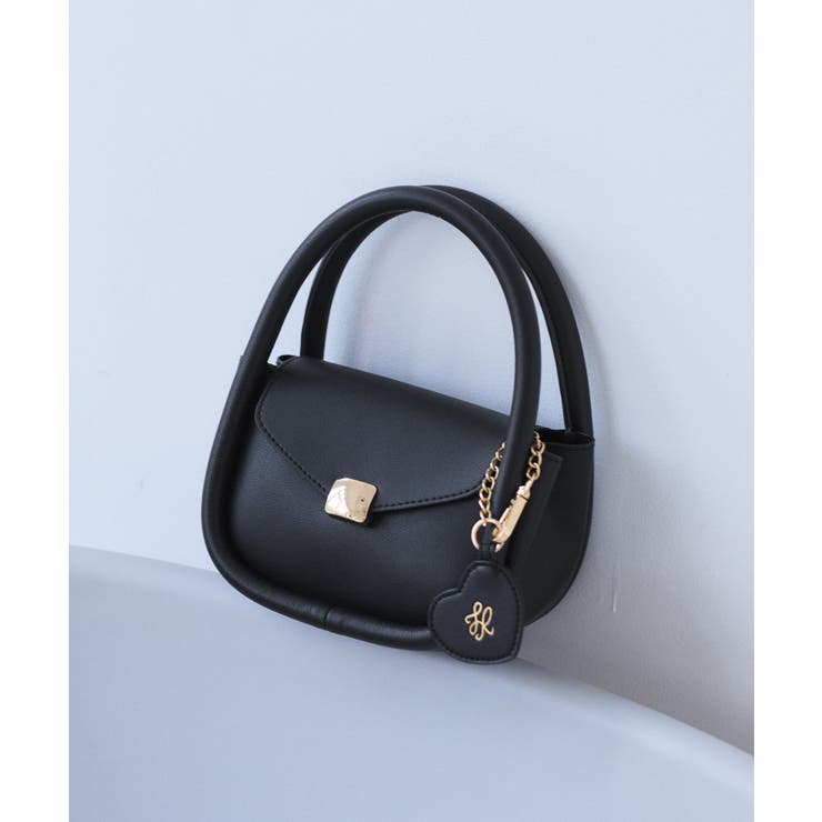 ブラック(01) | ハートチャーム付きミニレトルショルダーバッグ | ROPE' PICNIC