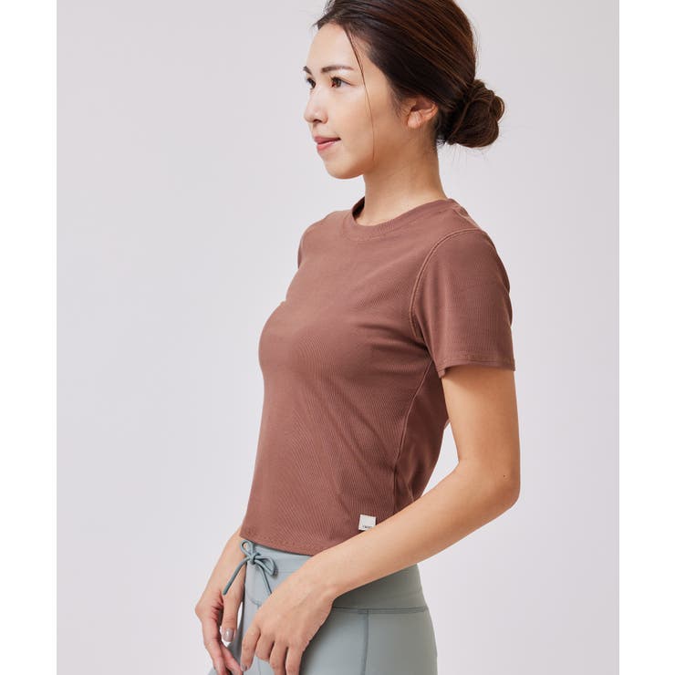 Vuori Women's Pose Fitted Tee