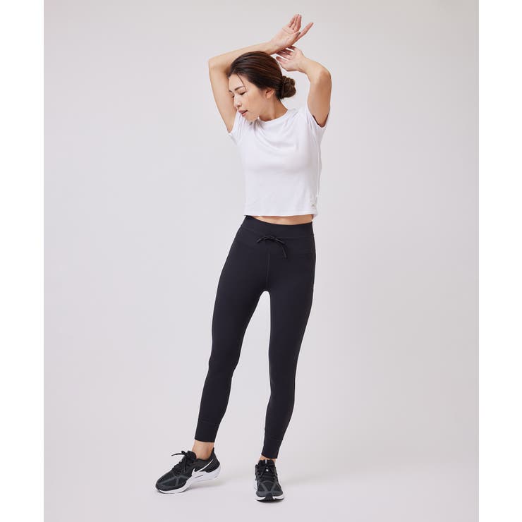 Vuori Women's Pose Fitted Tee - Spring 2023