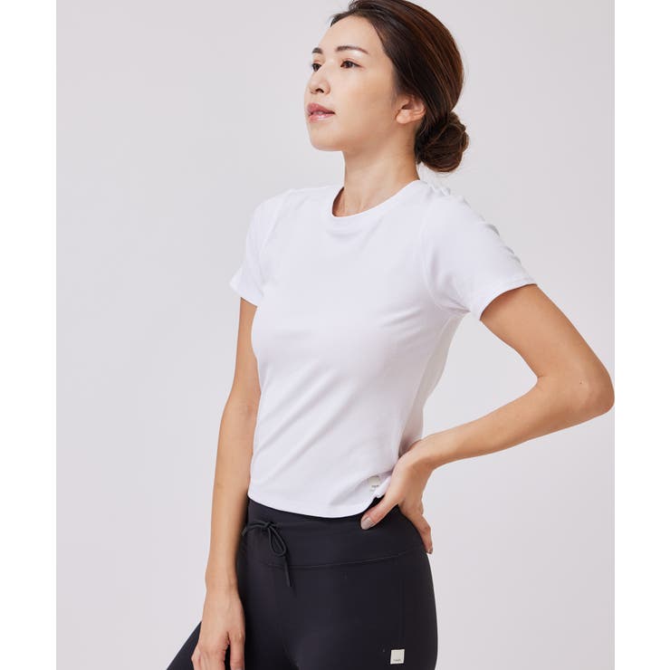 Vuori Women's Pose Fitted Tee - Spring 2023