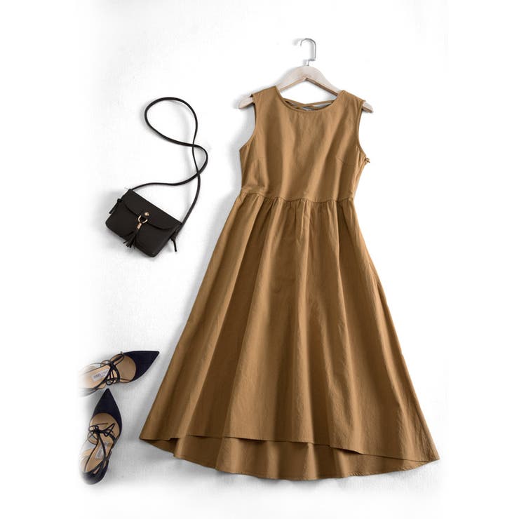 【美品】FOXEY ノースリーブフレアワンピース 38 ベージュ　背面ジップ フォクシーニューヨーク FOXEY NEW YORK ワンピース 38960-NAOFN105PR