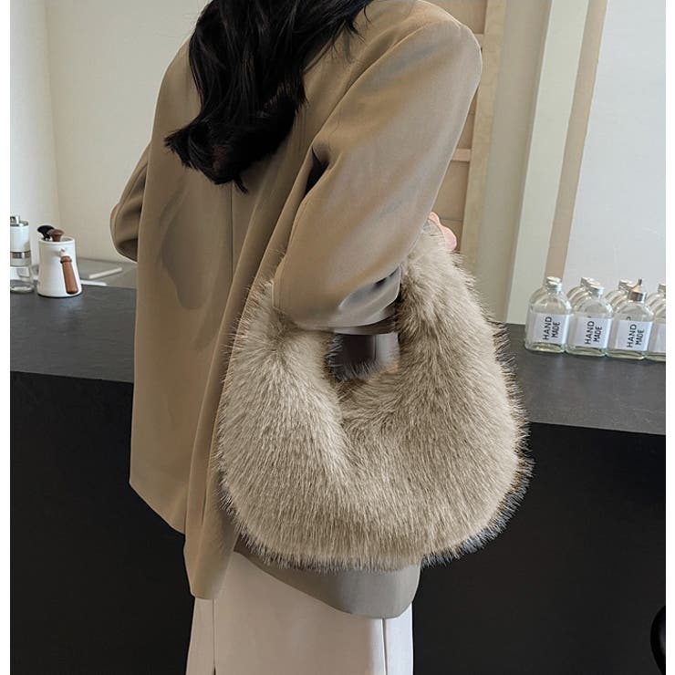 フェイクファーハンドバッグ[品番：KRIW0001628]｜karei（カレイ）の