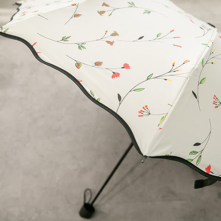 濡れると花びらの模様が浮き出る！折りたたみ傘 UV  カット[品番：KRIW0000240]｜karei（カレイ）のレディースファッション通販｜SHOPLIST（ショップリスト）