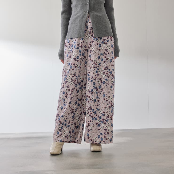 パープル系その他 | マルチフラワーイージーワイドパンツ≪手洗い可能≫ | QUEENS COURT