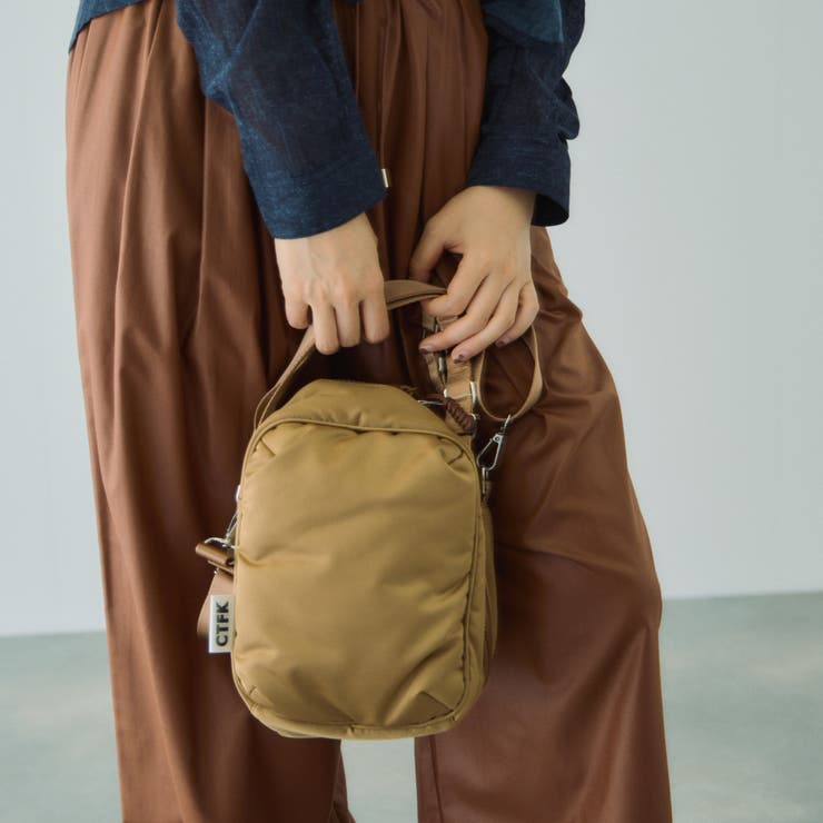 CONTROL FREAKボクシーバッグ | VICKY | 詳細画像1 