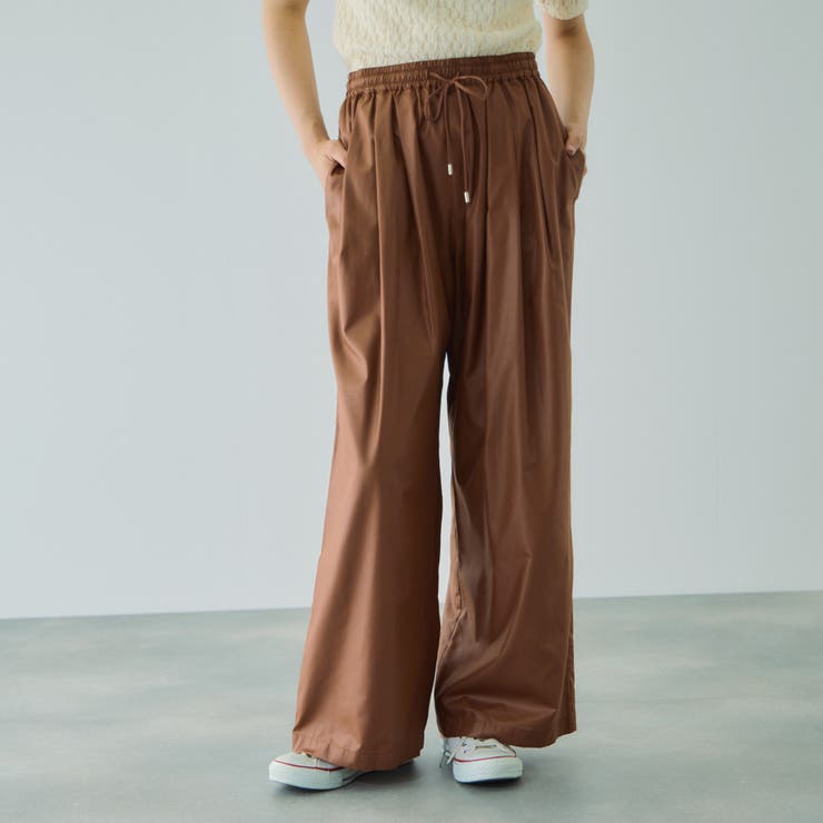 シアーレザー調イージーテーパードパンツ≪手洗い可能≫ | VICKY | 詳細画像4 