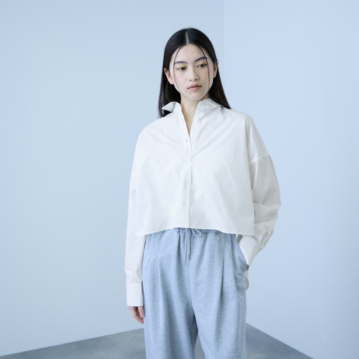 オフホワイト | バックロング フォルムシャツ | VICKY