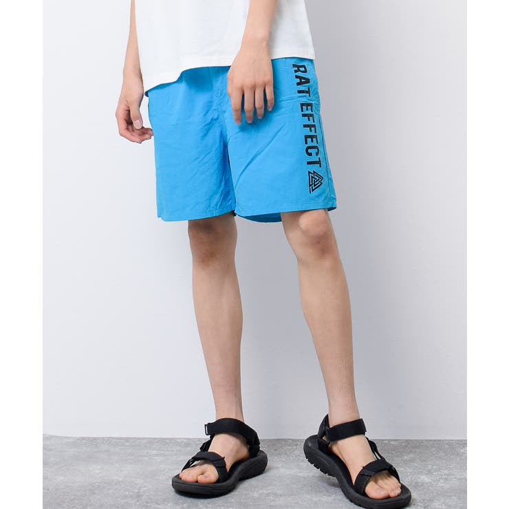 ブルー