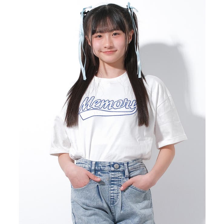 オフホワイト | ショート丈ロゴアップリケTシャツ トップス 半袖 | 子ども服 SHUSHU