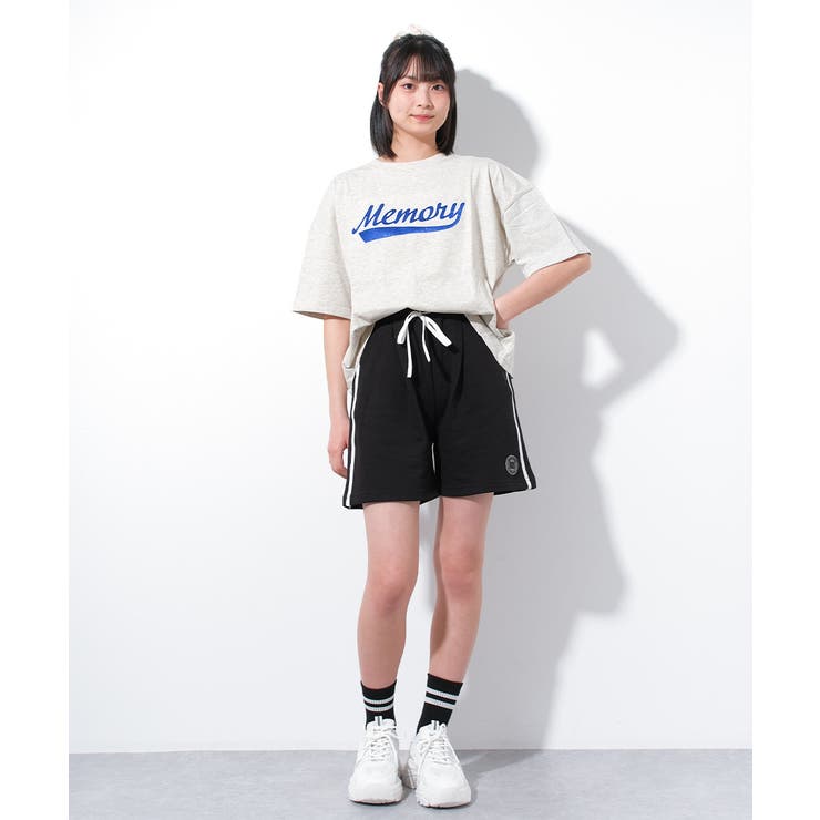 ショート丈ロゴアップリケTシャツ トップス 半袖 | 子ども服 SHUSHU | 詳細画像5 