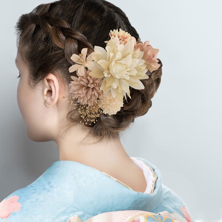 髪飾りと帯留めセット 髪飾りにも帯飾りにもなるつまみ細工飾り 帯留め 振袖用髪飾り[品番