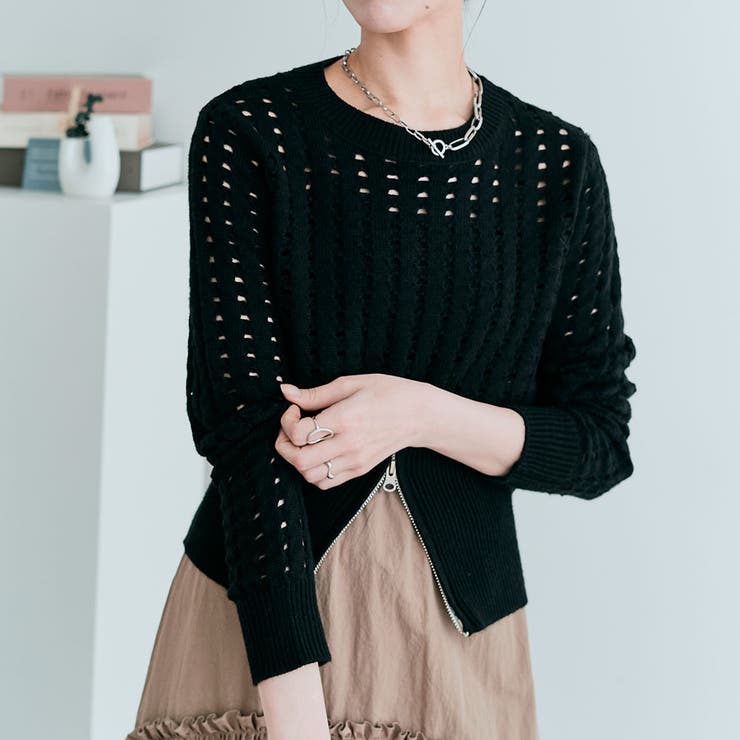 美品✨　トッカ　ノーカラージャケット　フレアスリーブ　グログラン　黒　手洗い可 美品✨ トッカ ノーカラージャケット フレアスリーブ グログラン