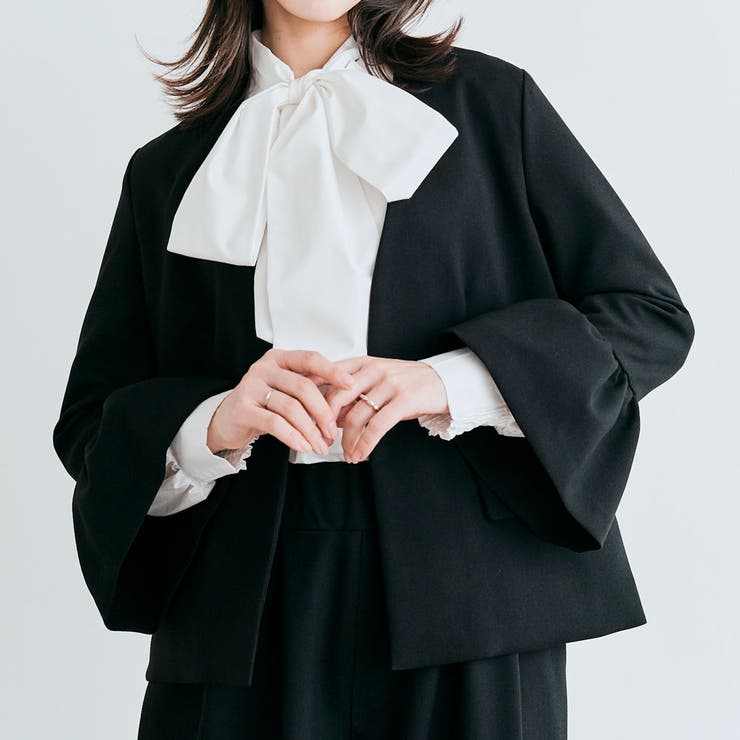 OUI CLASSYノーカラーフレアスリーブジャケット 3サイズ[品番