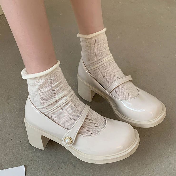 ストラップエナメルパンプス 5サイズ 靴[品番：IK000007425