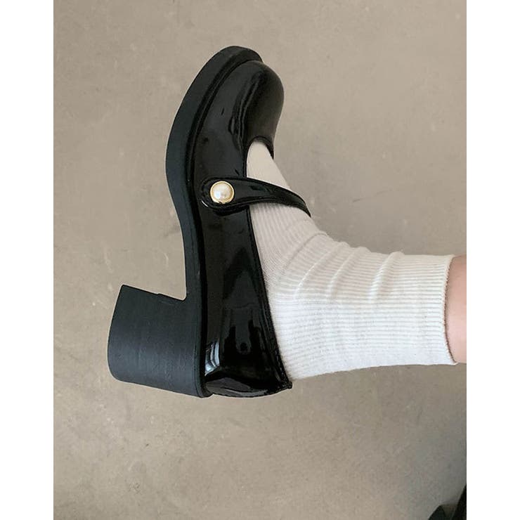 ストラップエナメルパンプス 5サイズ 靴