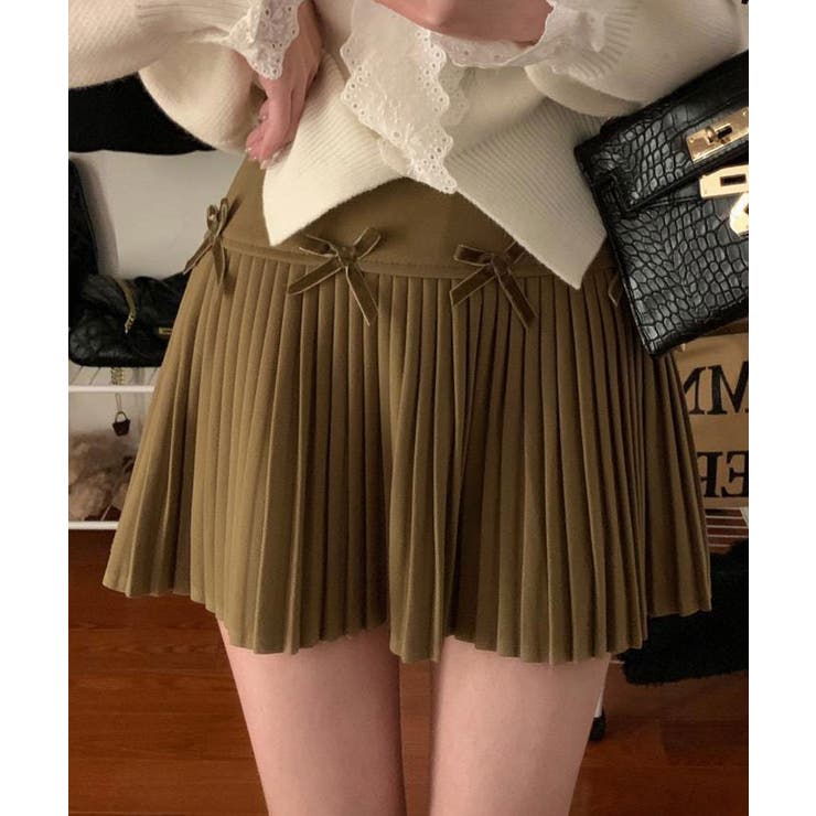 【完売必至】SELF PORTRAIT フェイクパールブークレミニスカート ニットミニスカート フェイクパール - エクリュ | ZARA Japan / 日本