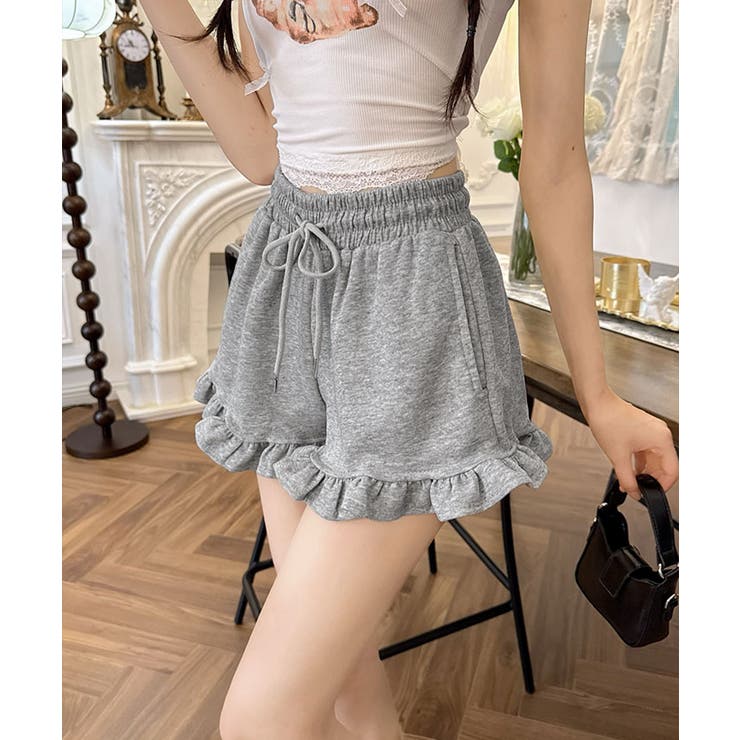 LITMUS Her Praha ショートパンツ - メルカリ
