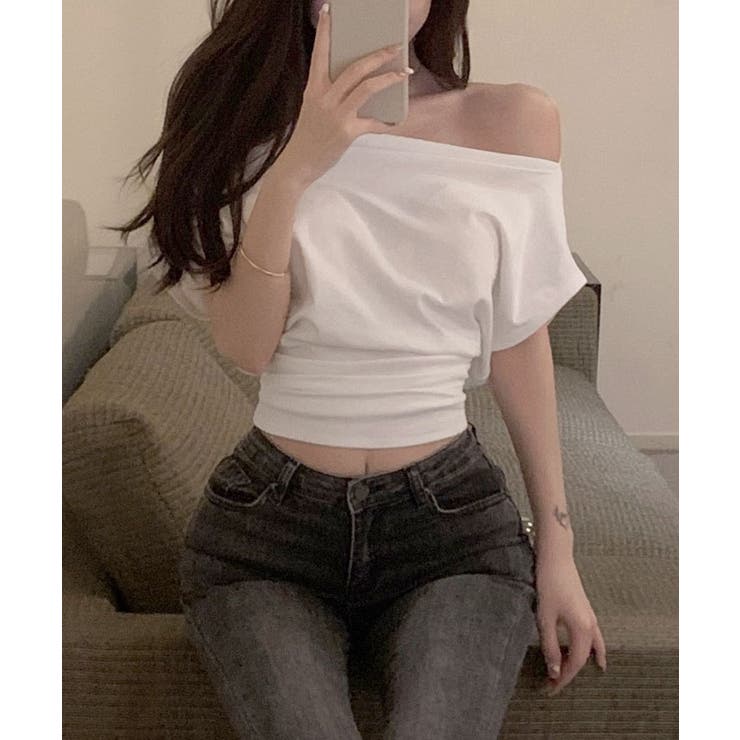 オフショルダーサイドギャザーTシャツ 2色 トップス | kirakiraShop  | 詳細画像18 