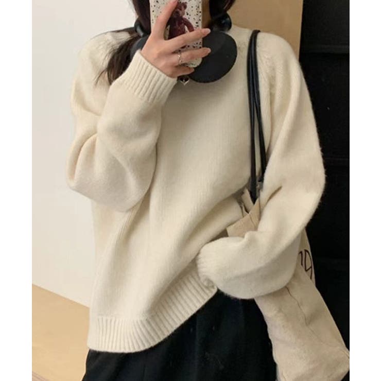 GU ベージュ系 ラグランスリーブニットセーター - メルカリ