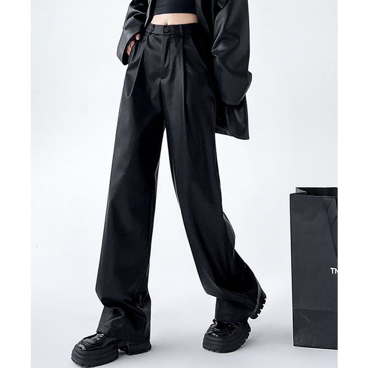 フェイクレザーストレートワイドレッグパンツ 3サイズ ボトムス[品番：IK000007974]｜kirakiraShop  （キラキラショップ）のレディースファッション通販｜SHOPLIST（ショップリスト）
