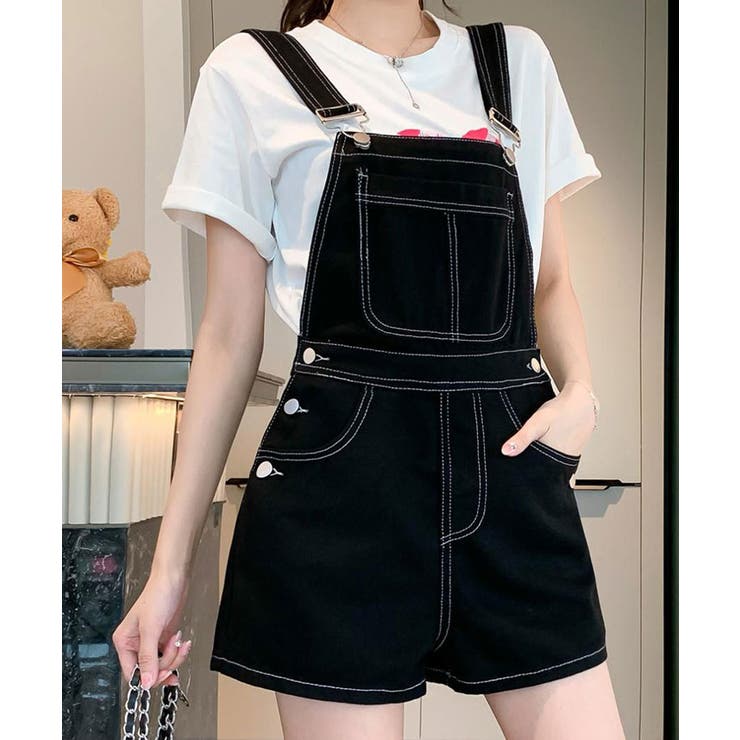 ブラック