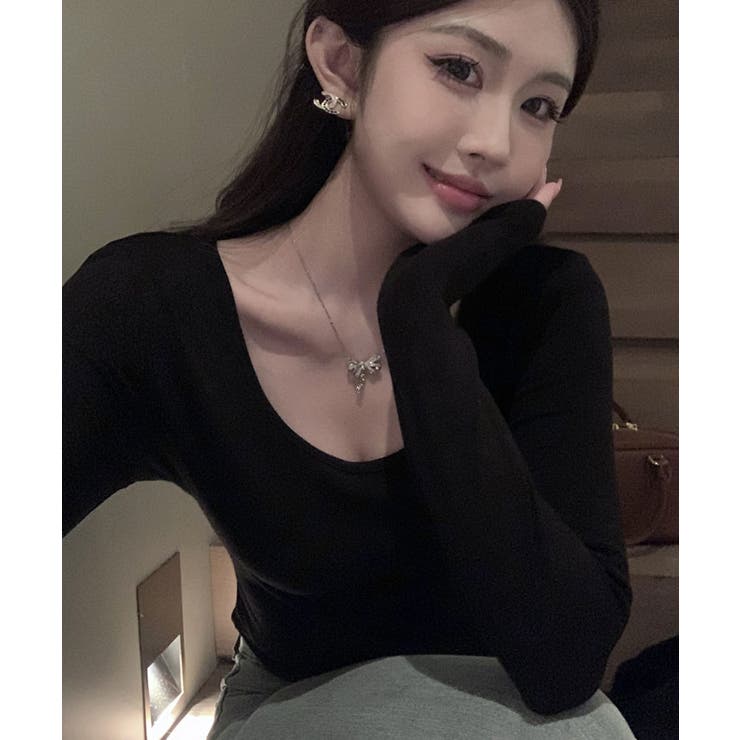 Uネック無地クロップド長袖Tシャツ トップス カットソー | kirakiraShop  | 詳細画像2 