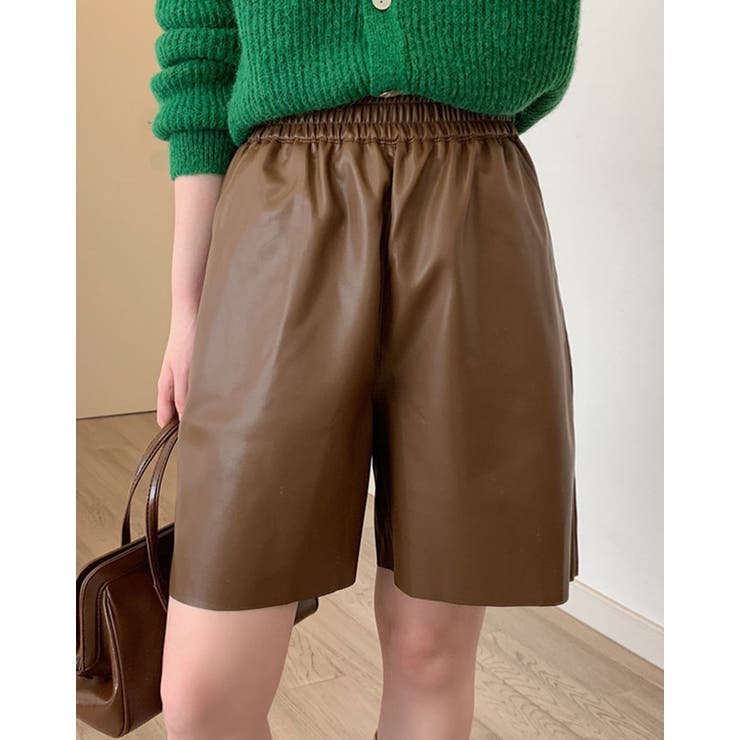 素敵 光沢フェイクレザー キュロット ショートパンツ２色 素敵 光沢フェイクレザー キュロット ショートパンツ2色
