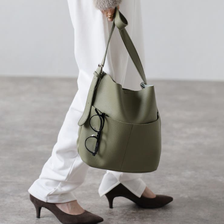 スクエア型 ショルダーバッグ 1枚革風 長さ調節可能 12-1130[品番