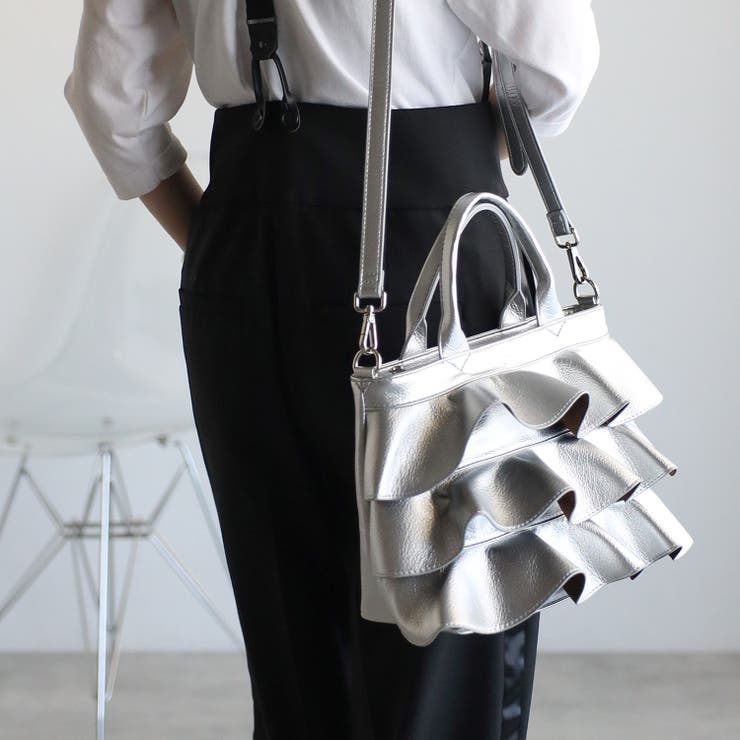 PUレザーフリルハンドバッグ 2WAY ショルダー付ザーフリル