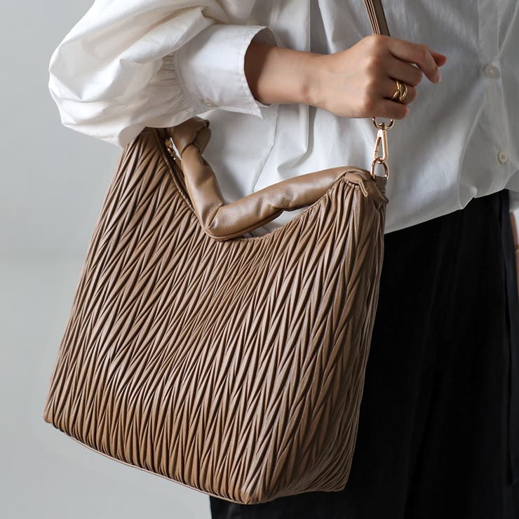 Stella and dot online braided zip top hobo