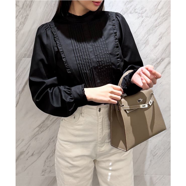 ブラック | [ 岡部あゆみさんコラボ ]選べる2タイプフリルデザインブラウス［C7772］ | KOBE LETTUCE