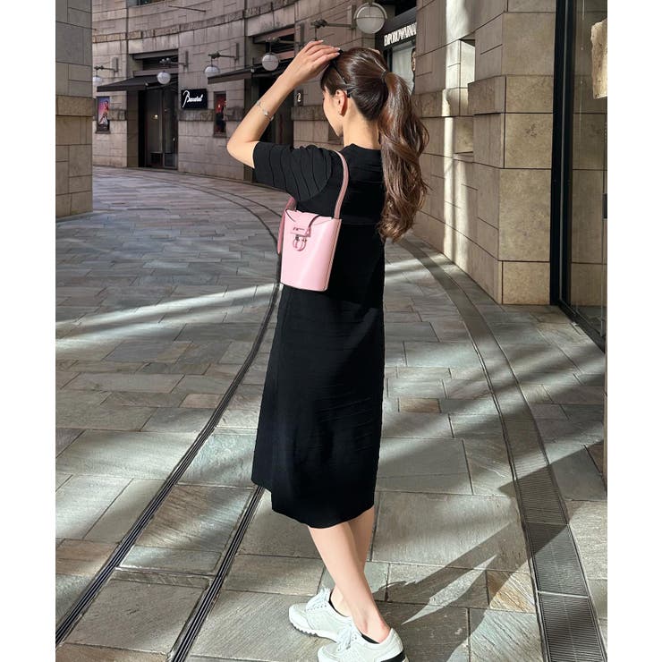 ブラック |  リップルボーダーポロカラーニットワンピース | KOBE LETTUCE