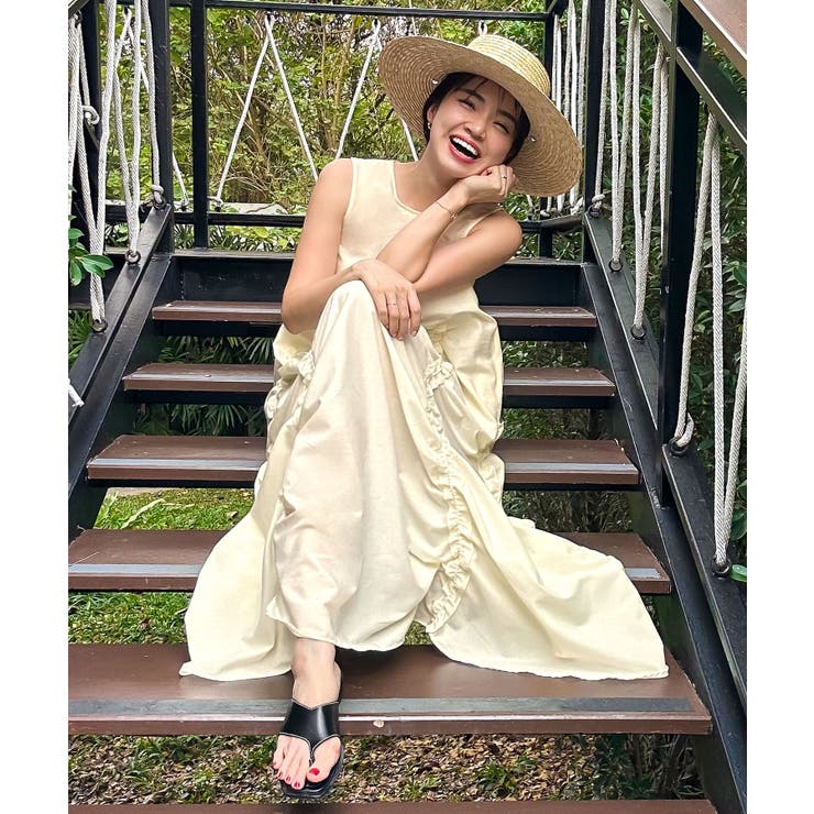 パーティを彩るご馳走や 春名亜美さんコラボ ]シャーリングフリルワンピース［E3455 ワンピース
