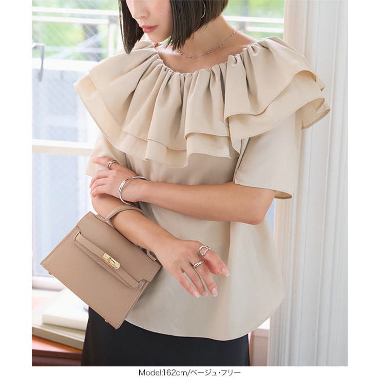 Me♡shéller 2wayオフショルフリルブラウス shellerシェリエの2wayオフショルフリルブラウス （2Wayラメ