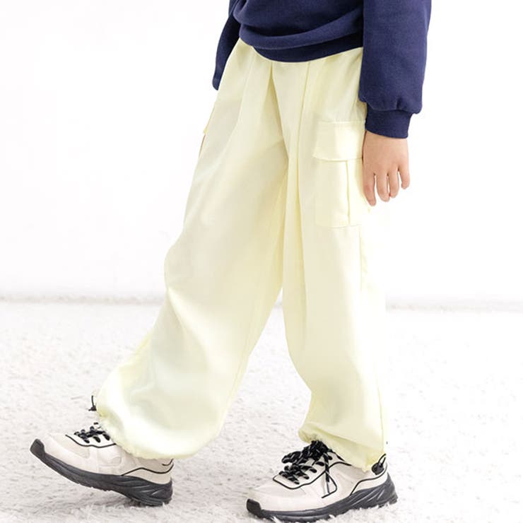 アイボリー×裾口ドローコード | カーゴパンツ パラシュートパンツ ポケット | 子供服Bee