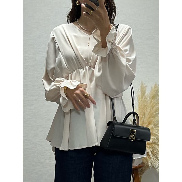 お値下げ中！TITE IN 欲張ら THE STOREティテインザストア ブラウス
