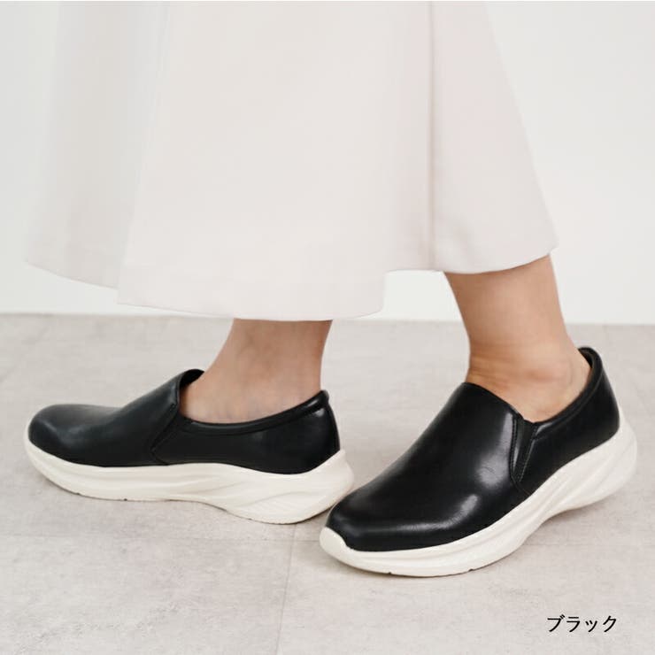 ブラック