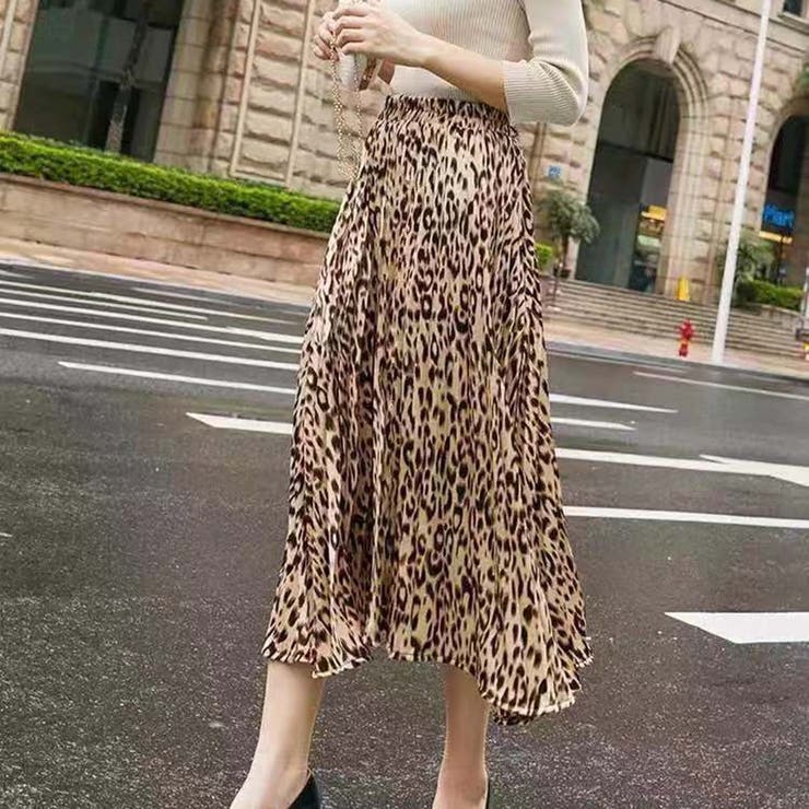 ヒョウ柄シャイニープリーツスカート きれいめ大人 大人レディ 品番 Lylw Layla ライラ のレディースファッション 通販 Shoplist ショップリスト