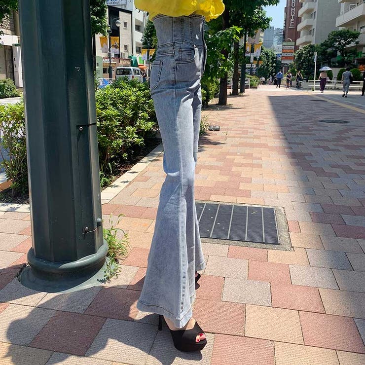 試着のみ！新品同様の極美品✨REFLEM フレアデニム Lサイズ 新作 デニムパンツ ジーンズ 大好評 フレアパンツロングパンツ