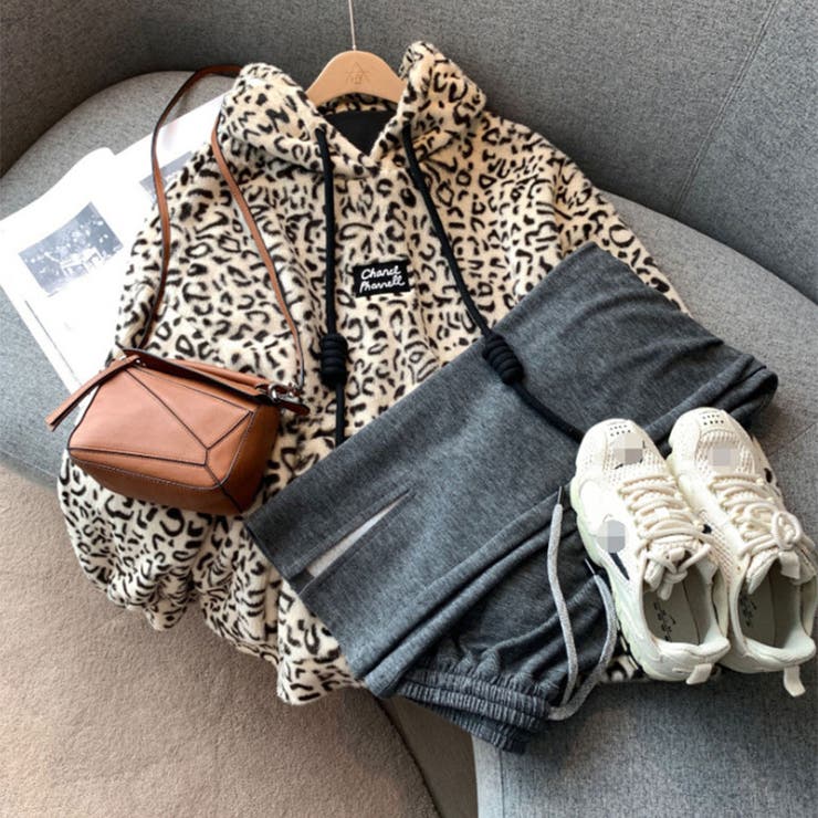 Mowalola Ksubi ヒョウ柄 クロップドパーカー　Mサイズ Mowalola Ksubi ヒョウ柄 クロップドパーカー Mサイズ MOWALOLA