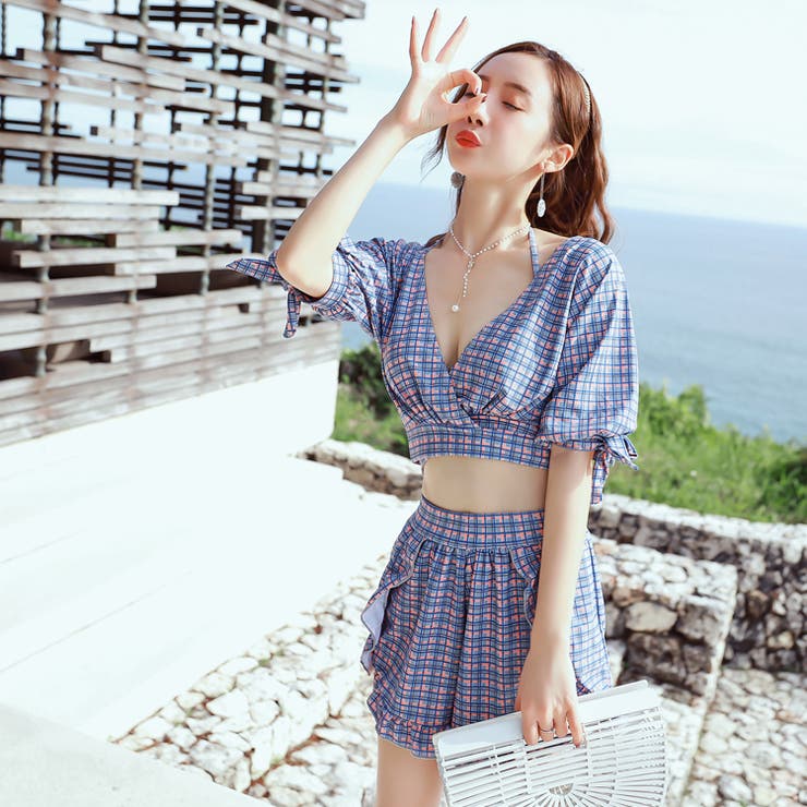 バーバリーブルーレーベル　ビキニ　水着　ノバチェック　4点セット　ポーチ BURBERRY BLUE LABEL（水着）のフリマアイテム一覧